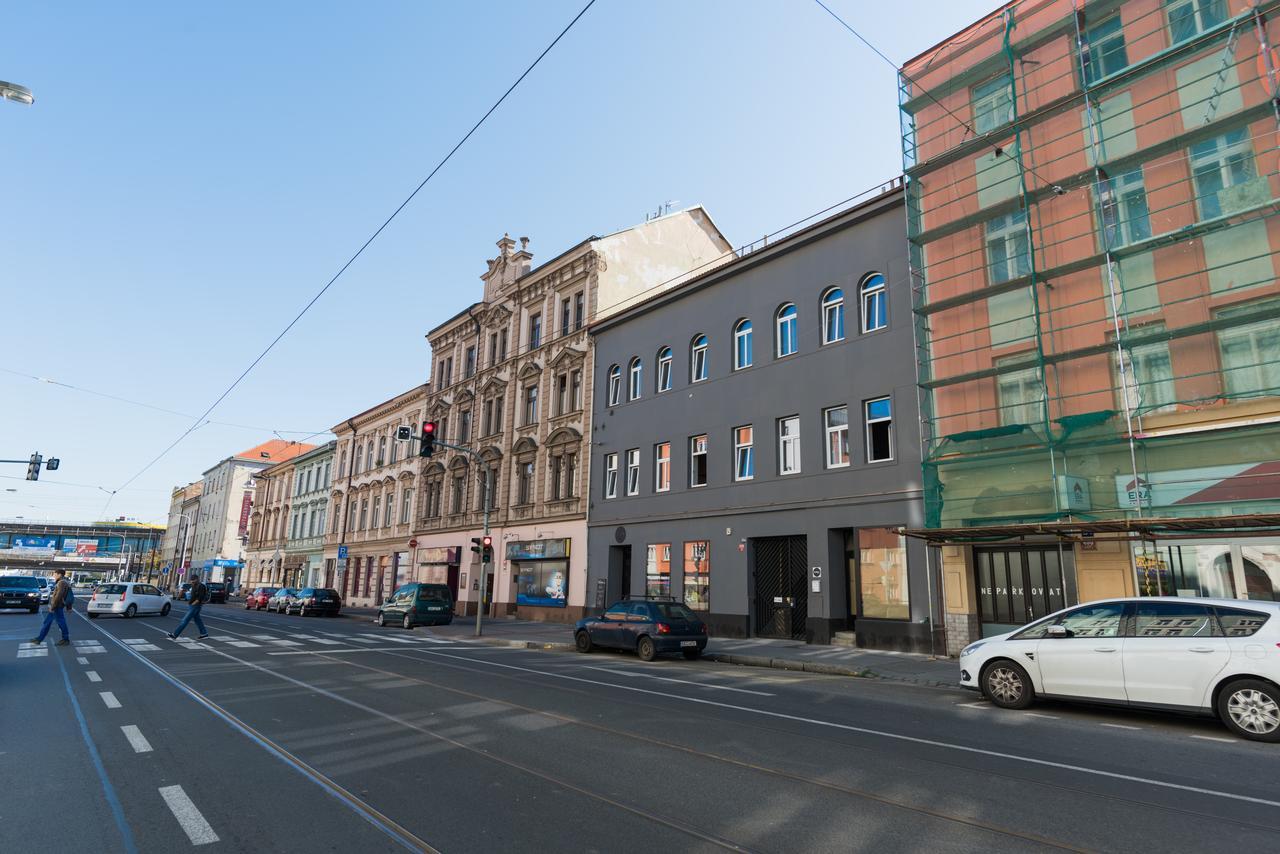 Visitinn Apartments & Hostel Praga Esterno foto